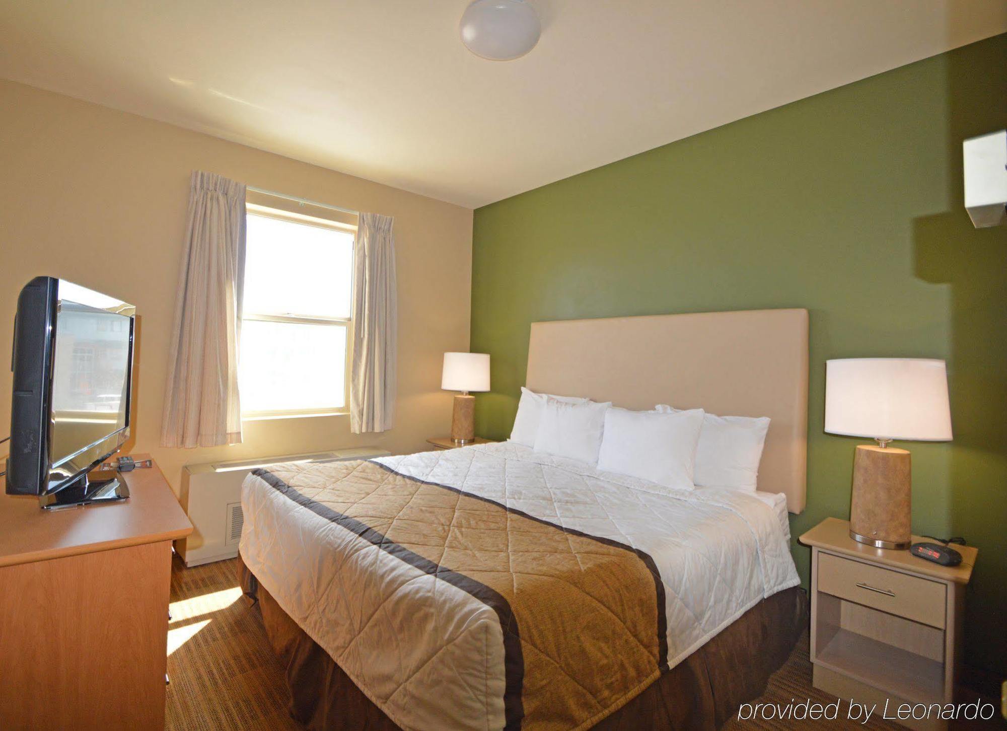 Extended America - - Downtown Hotel 2*